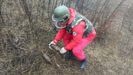 Ağstafada 4 top mərmisi tapılıb