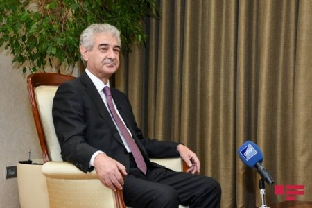 Əli Əhmədov Dövlət Komissiyasının sədri təyin olunub