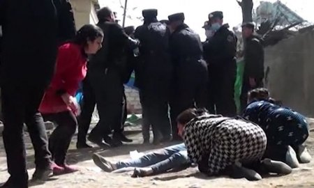 Azərbaycanda ərin arvadını xəstəxananın həyətində amansızlıqla öldürməsinin təfərrüatı