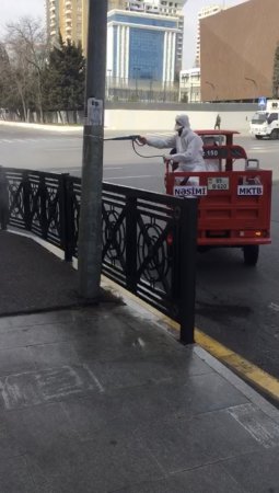 Nəsimi rayonu ərazisində dezinfeksiyaedici tədbirlər davam etdirilir -FOTOLAR