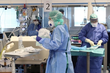 Ukraynada 500-dən çox tibb işçisi koronavirusa yoluxub