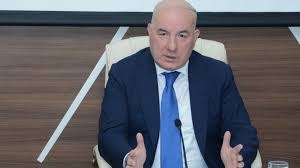 Baş bankir: Baş bankir: