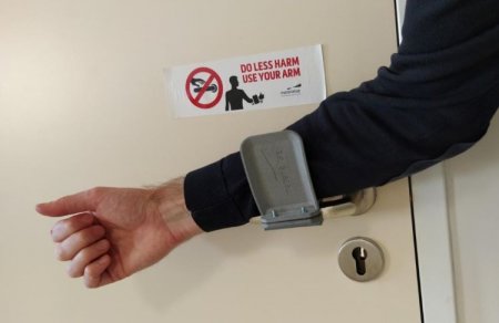 Azərbaycanda həkimlər üçün qoruyucu maskalar istehsal olunacaq - FOTO