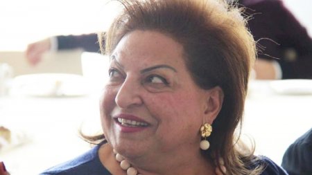 İş adamı keçmiş naziri məhkəməyə verdi - Qalmaqal davam edir