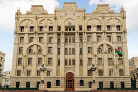 DİN: KİV nümayəndələrinin SMS-lə icazə almasına ehtiyac yoxdur