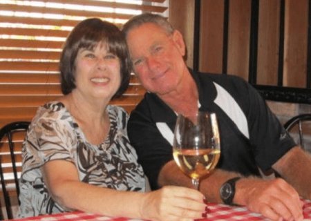 ABŞ-da 51 il birlikdə yaşayan cütlük koronavirusdan 6 dəqiqə fərqlə öldü - FOTO