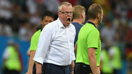 Milli komandanın məşqçilərinin maaşı azaldıldı