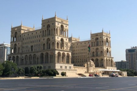 İqtisadiyyat Nazirliyi pandemiyadan zərər çəkən sahibkarlarla bağlı atılacaq addımları açıqlayıb