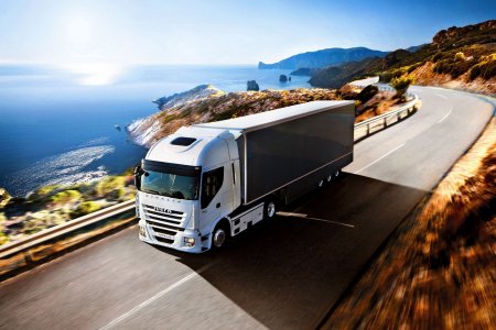 Gürcüstan və Azərbaycan arasında yük daşımaları davam etdirilir