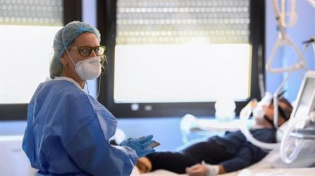 Türkiyənin Aİ-dəki nümayəndəliyinin əməkdaşı koronavirusdan öldü