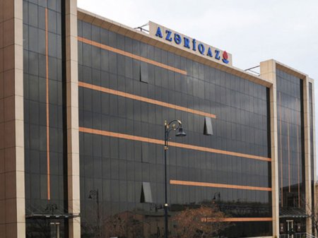 Novxanı sakini kanalizasiya quyusu vasitəsilə həyətinə qanunsuz qaz xətti çəkib