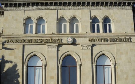 Ədliyyə Nazirliyində qeydiyyata alınmış partiyaların sədrləri ilə görüş olub