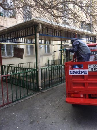 Nəsimi rayonunda karantin rejiminin tələblərinin yerinə yetirilməsi məqsədilə zəruri tədbirlər davam etdirilir -FOTO