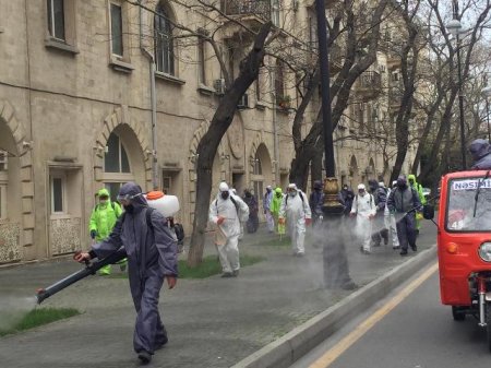 Nəsimi rayonunda karantin rejiminin tələblərinin yerinə yetirilməsi məqsədilə zəruri tədbirlər davam etdirilir -FOTO