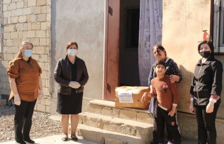 ADPU-nun Şamaxı Filialı karantin rejimi ilə əlaqədar “Evdə qal!” sosial aksiyasına qoşuldu -FOTOLAR