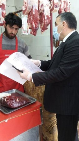 В Баку выявлены незаконные пункты по забою скота (ФОТО)