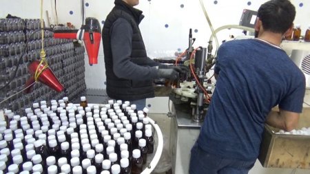 Bakıda saxta spirt hazırlayanlar tutulub - VİDEO