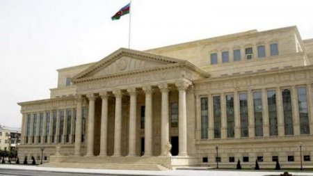 “Oğlum psixi xəstə ola-ola 10 il cəza verdilər”- Məhkum atası