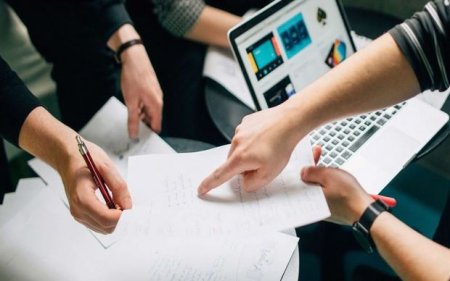 Bu gündən Azərbaycan ərazisində bəzi iş və xidmət sahələrinin fəaliyyəti bərpa ediləcək - SİYAHI