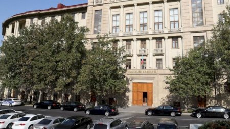 Azərbaycanda bu məhdudiyyət 31 may tarixinədək uzadılır - Hökumətdən qərar