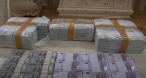 Vilyam Hacıyevin qablaşdırılaraq gizlətdiyi pullar üzə çıxdı - FOTO