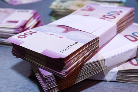 Nazirlik 21 milyon manatla bağlı Baş Prokurorluğa müraciət etdi