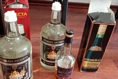 Gəncədə evlərdən oğurluq edən şəxslər saxlanılıb