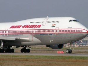 Azərbaycan 17 vətəndaşını Hindistandan ölkəyə gətirir Azərbaycan 17 vətəndaşını Hindistandan ölkəyə gətirir