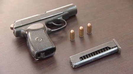 Qanunsuz silah gəzdirən keçmiş məhkum yaxalandı