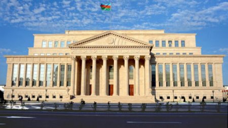 Ali Məhkəməyə hakimlər təyin olundu - SİYAHI