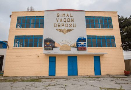 Şimal vaqon deposunda tikinti işləri davam etdirilir (FOTOLAR)