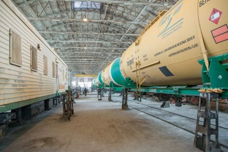 Şimal vaqon deposunda tikinti işləri davam etdirilir (FOTOLAR)