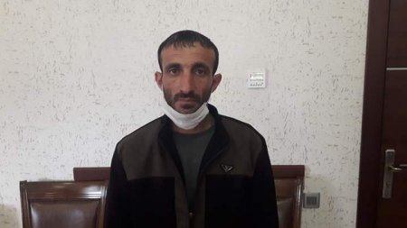 Yaşlı sakinlərə zor tətbiq edib pullarını apardılar - Foto