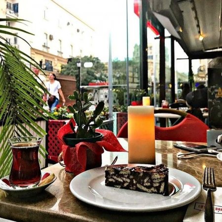 DTX-nın həbs etdiyi rəisin obyekti söküldü - FOTOLAR