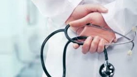 Bəzi xəstəxanaların baş həkimləri işdən çıxarılıb - SƏBƏB