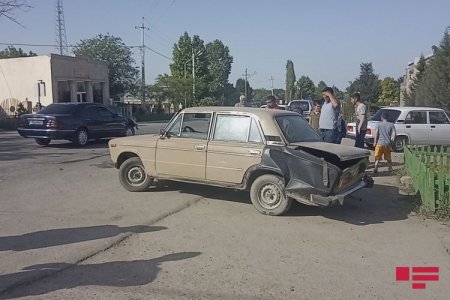 Ağdamda yol qəzası olub, iki nəfər xəsarət alıb - FOTO