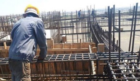 Bakıda tikintidə kişi meyiti tapılıb