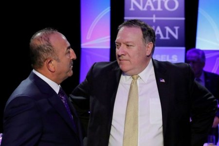 Çavuşoğlu ilə Pompeo arasında telefon danışığı olub