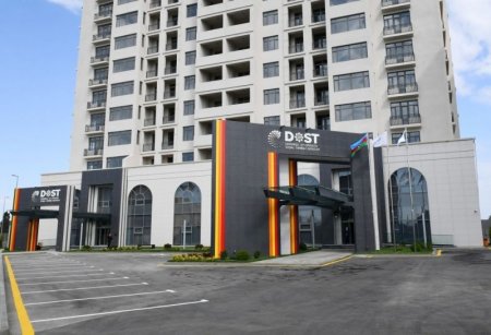 İlham Əliyev və Mehriban Əliyeva 3 saylı DOST mərkəzinin açılışını etdilər