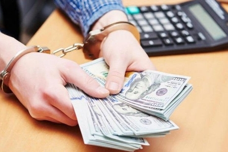 Prokurorluq 2 milyonluq korrupsiya cinayətini ifşa etdi Prokurorluq 2 milyonluq korrupsiya cinayətini ifşa etdi