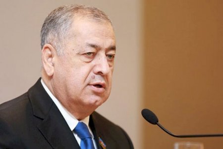 Vahid Əhmədovdan tənqid: “Problemlər hələ də qalmaqdadır”