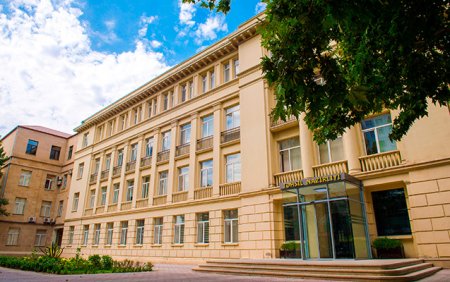 Nazirlikdən barəsində cinayət işi açılan eks-direktorla bağlı açıqlama