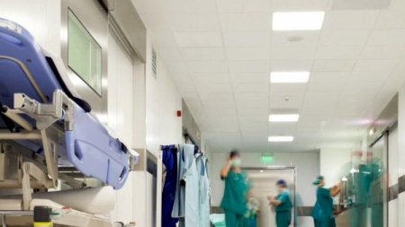 Azərbaycanda görülməmiş vəhşilik: Kişi qadını traktora bağlayıb yandırdı