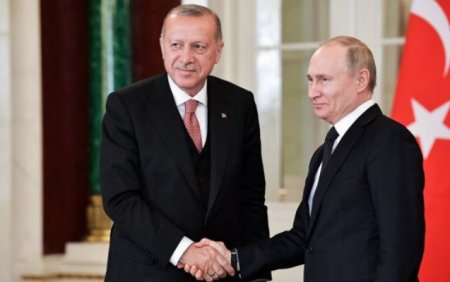 Ərdoğanla Putin arasında telefon danışığı oldu