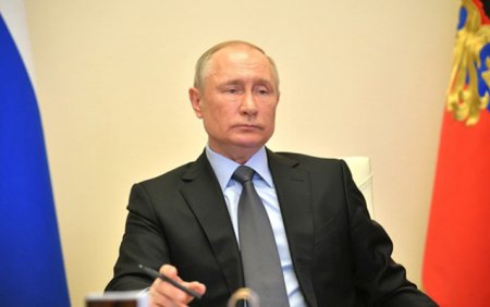 Putin gəliri çox olanlar üçün vergini artırmağı təklif etdi