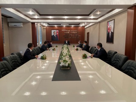 Nəsimi rayonunda Dövlət Qulluqçularının Peşə Bayramı Günü münasibəti ilə video-müşavirə keçirilib -FOTOLAR