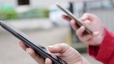 Azərbaycanda işləyənlərin 50 faizinin icazəsi ləğv olundu