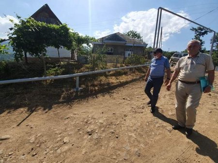 Deputat karantin qaydalarını belə pozdu - Fotolar