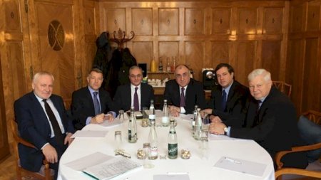 Sabah Azərbaycan və Ermənistan XİN rəhbərlərinin videokonfrans formatında görüşü keçiriləcək