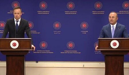 Macarıstan XİN başçısı Türkiyənin üzvlük məsələsində Aİ-ni qeyri-səmimilikdə ittiham edib